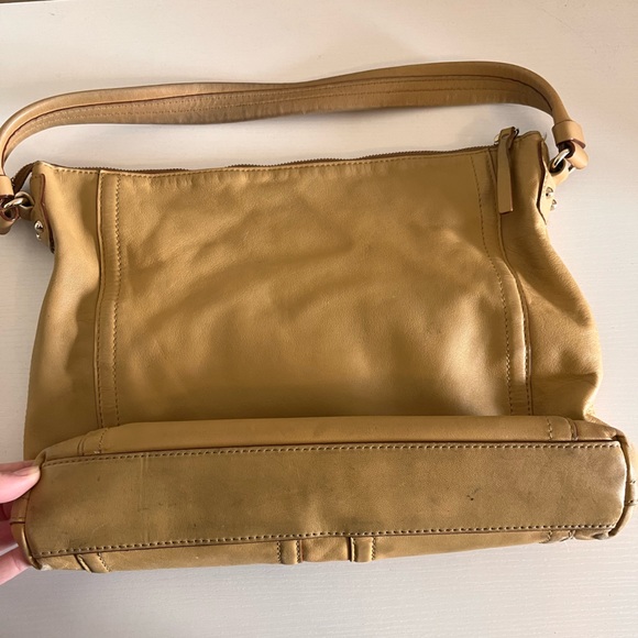 Kate Spade purse - Picture 4 of 5